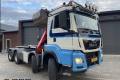 Hakowiec 8x8 z dzwigiem MAN TGS TGS 43.440